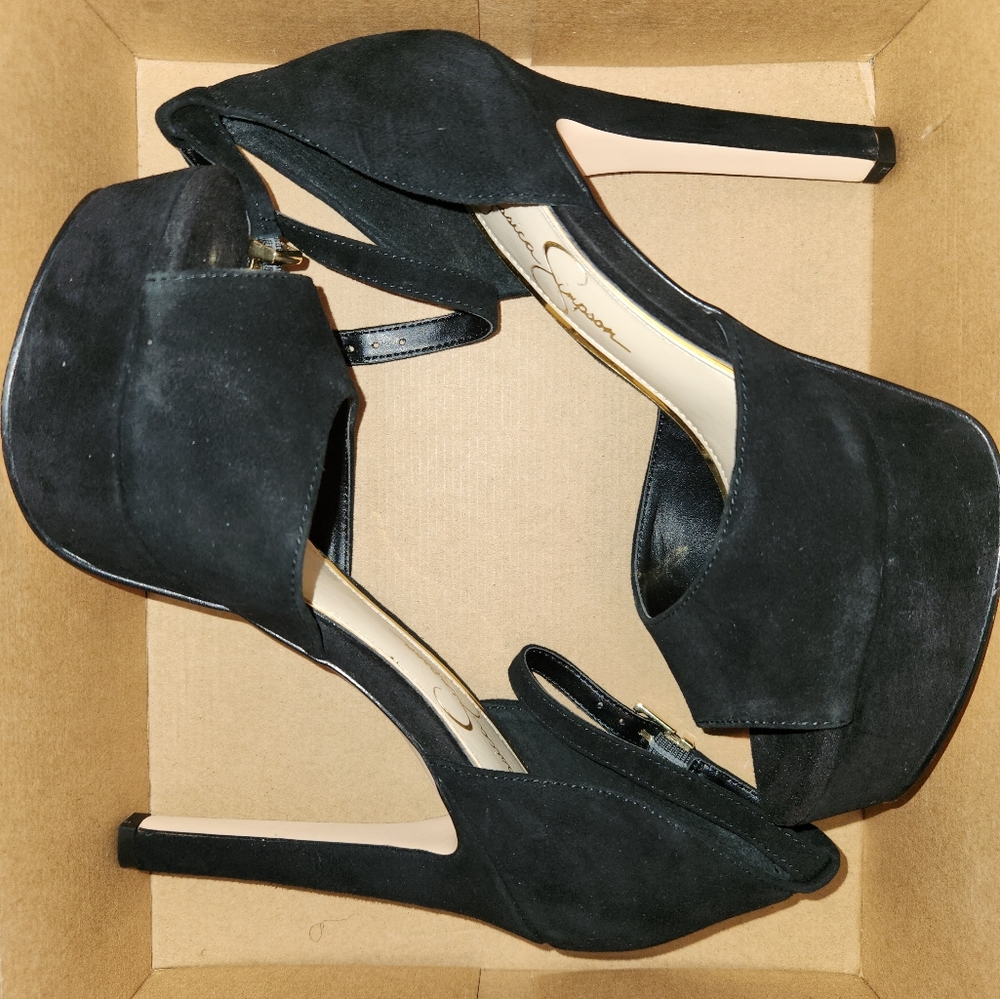 Jessica Simpson Beeya 👠